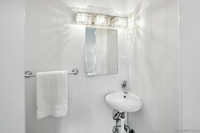 Image 21 of 30 For 4067 Palmetto Way