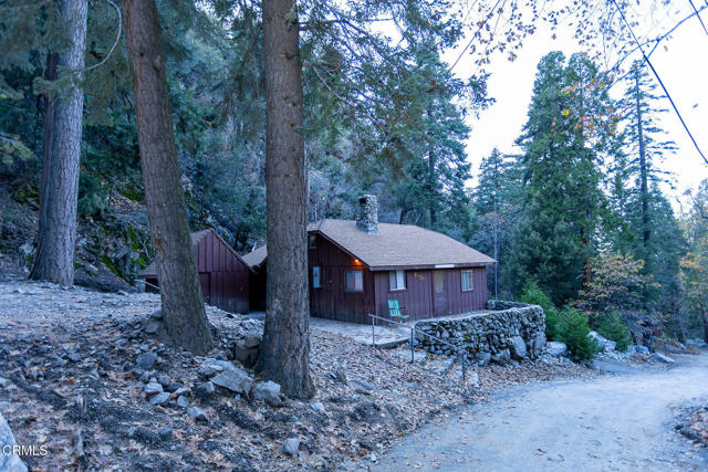 Detail Gallery Image 2 of 33 For 9320 Wood Rd, Forest Falls,  CA 92339 - 3 Beds | 1/1 Baths