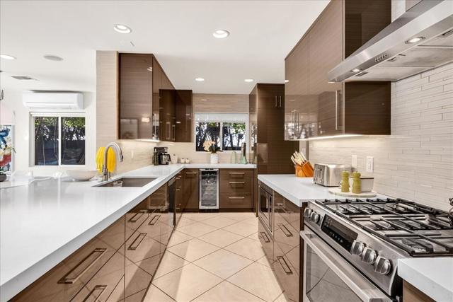 703 N Calle Rolph, Palm Springs, CA 92262