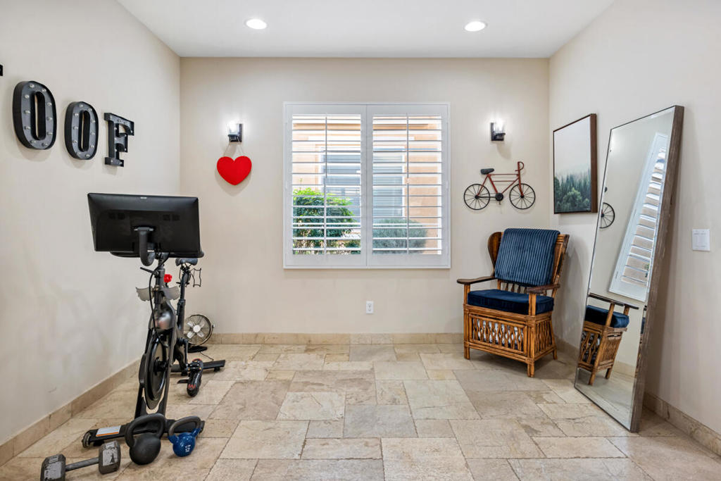 MLS #219142325DA image #8