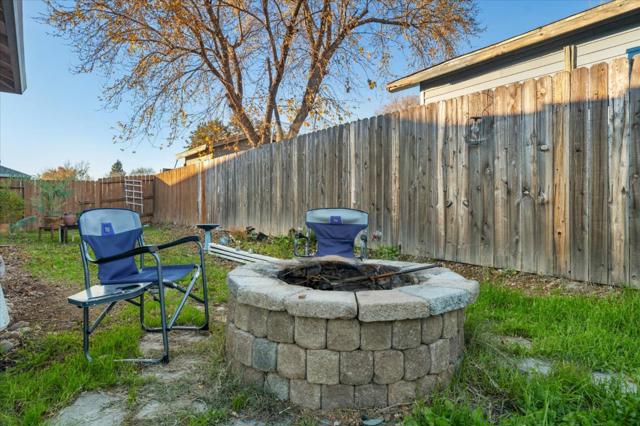20970 Beagle Street, Cottonwood CA: https://media.crmls.org/mediaz/f1f5973b-dc49-43b0-bf3e-4d39ccbc7b87.jpg
