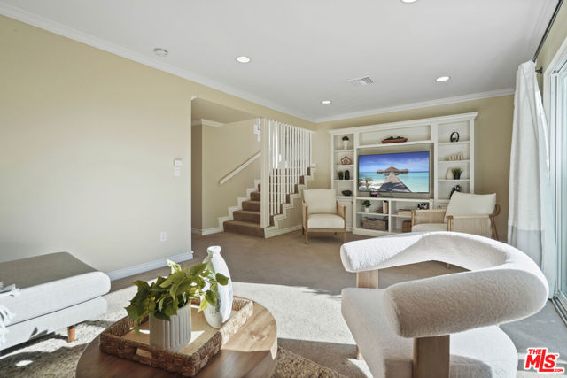 4015 Karelia Street, Los Angeles CA: https://media.crmls.org/mediaz/f1f59b2b-a56d-47a2-bc9a-9b58b91a7111.jpg