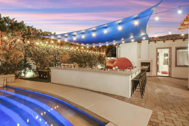 81107 Carefree Drive, Indio CA: https://media.crmls.org/mediaz/f1f5b74e-9960-46bb-b836-c241f674f352.jpg