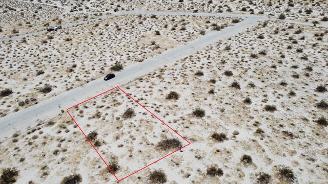 57 Norman Avenue, Desert Hot Springs CA: https://media.crmls.org/mediaz/f1f5d612-a3b9-4505-85b9-b89ce4d3302a.jpg