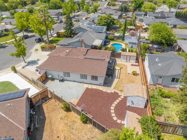 125 Foothill Court, Morgan Hill CA: https://media.crmls.org/mediaz/f1f61328-25a5-44dc-b861-31da1670ec0d.jpg