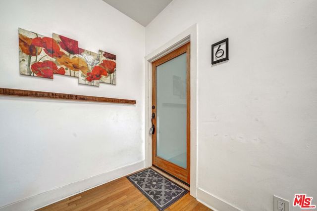 1216 N Kenmore Avenue, Los Angeles CA: https://media.crmls.org/mediaz/f1f69913-b33a-4d44-80ec-03f4fb0324a4.jpg