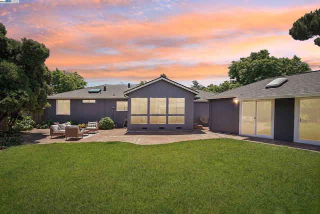 Image 52 of 55 For 14917 Berry Way