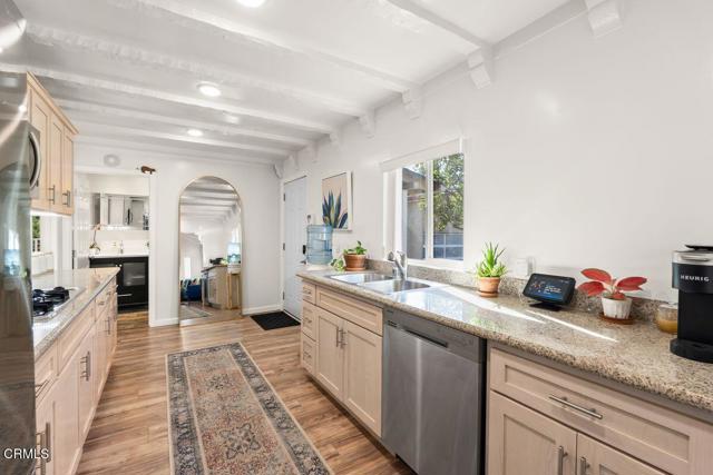 Detail Gallery Image 3 of 65 For 2764 Petit St, Camarillo,  CA 93012 - 2 Beds | 2 Baths