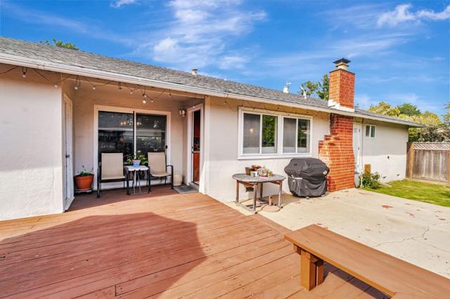 2261 Whitman Way, San Bruno CA: https://media.crmls.org/mediaz/f1f75162-8514-48b1-a498-8bd1d051c9c6.jpg