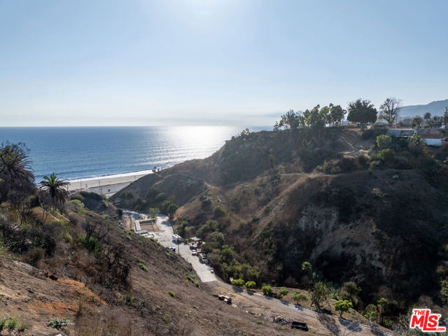 Drew Fenton | 425 Puerto Del Mar Pacific Palisades CA | MLS: 7438999