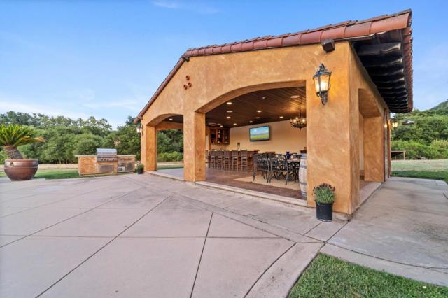 12220 Heritage Way, Gilroy CA: https://media.crmls.org/mediaz/f1fa9ade-f106-4705-9885-e080026b83ef.jpg
