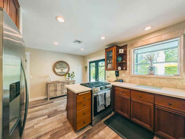 8635 La Butte Lane, Santee CA: https://media.crmls.org/mediaz/f1fa9ef2-5768-4ee4-86d0-12fc2e883c11.jpg