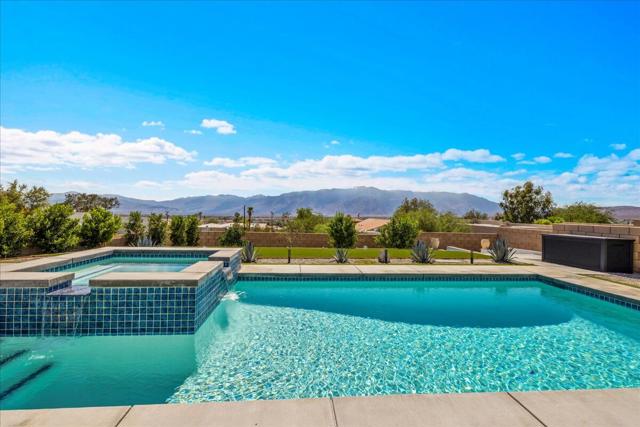 Image 14 of 41 For 11635 Upland Way