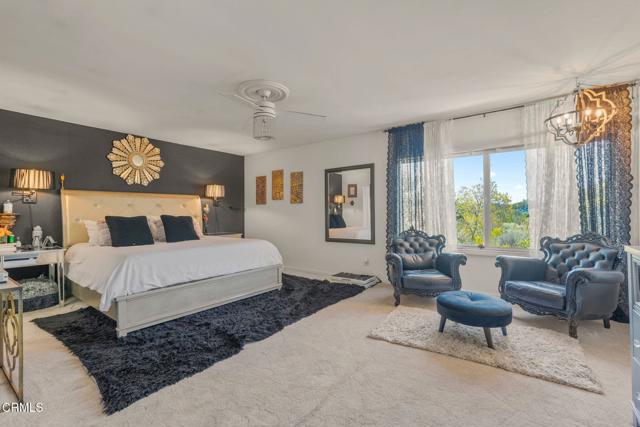 4804 La Villa Marina, Marina del Rey CA: https://media.crmls.org/mediaz/f1fc68a5-9d8f-44a9-aa07-2d88a91a591e.jpg