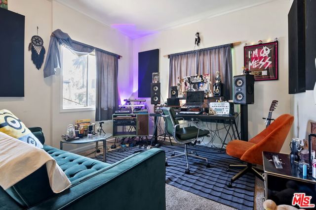5375 Raphael Street, Los Angeles CA: https://media.crmls.org/mediaz/f1fdb2ce-523a-4aa2-a399-86efa987b3d2.jpg