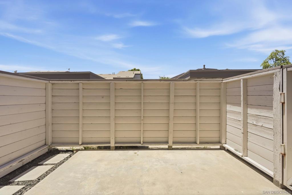 9289 Village Glen Dr. - photo 18
