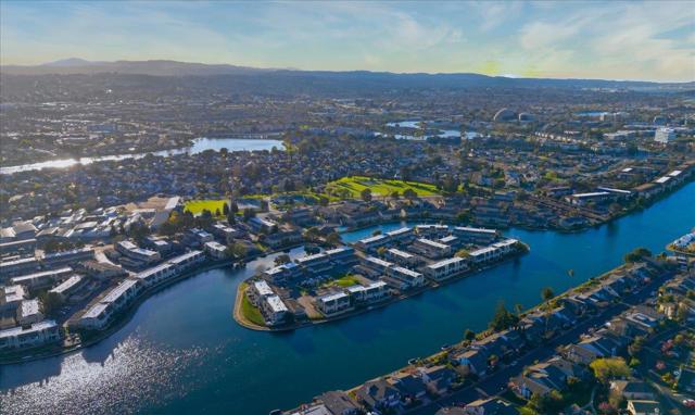 812 Ram Lane, Foster City CA: https://media.crmls.org/mediaz/f1ffa731-1090-45be-b114-6fa8603b9951.jpg