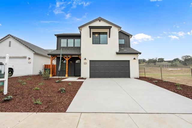 425 Maria Drive, Hollister CA: https://media.crmls.org/mediaz/f2000496-a0b8-43d0-9359-b86b995b5311.jpg