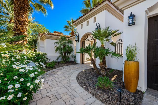 78431 Deacon W Drive, La Quinta CA: https://media.crmls.org/mediaz/f20116da-5cd4-485c-a717-934ebc3aa99b.jpg