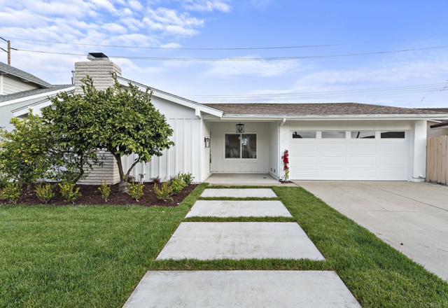 9411 Siskin Ave, Fountain Valley, CA 92708