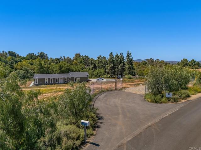 Detail Gallery Image 8 of 42 For 14053 Mcnally Rd, Valley Center,  CA 92082 - 4 Beds | 3 Baths