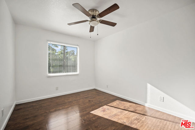 412 Coronado Terrace, Los Angeles CA: https://media.crmls.org/mediaz/f2026a39-a304-4290-a776-2ac64345af7b.jpg