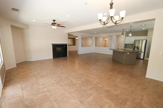 1197 Oro Rdg, Palm Springs CA: https://media.crmls.org/mediaz/f2039868-15dd-45fd-9617-555127ec28f1.jpg