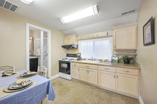 1181 Virginia Avenue, Campbell CA: https://media.crmls.org/mediaz/f2049e85-51ac-4a06-8bb1-46e4448e4a7e.jpg