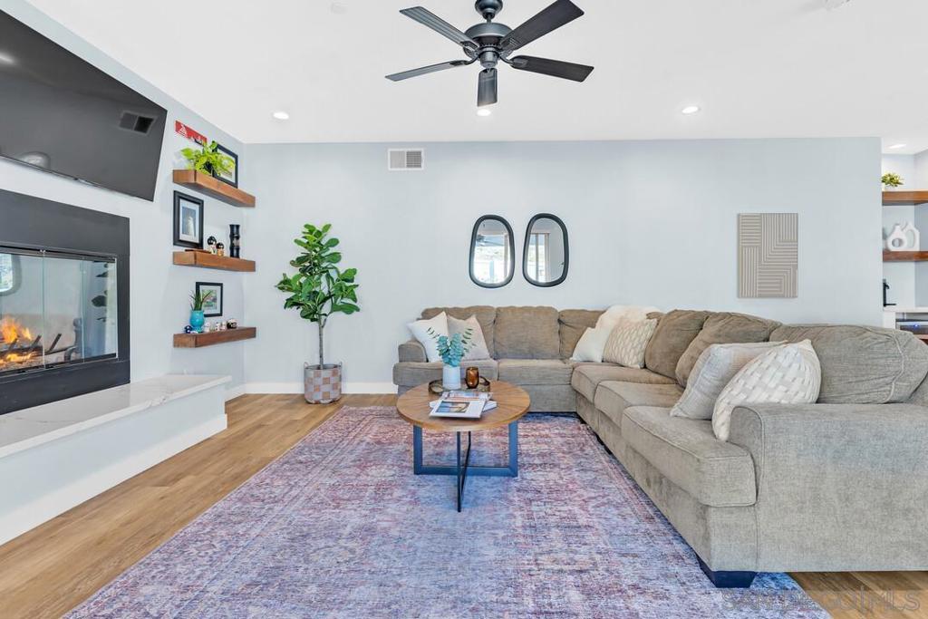 MLS #250022423SD image #16