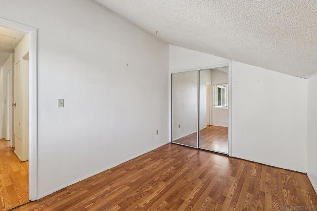 823 Fuchsia Ln, San Diego CA: https://media.crmls.org/mediaz/f206653b-8115-402d-ae56-2e218cfcb2d7.jpg