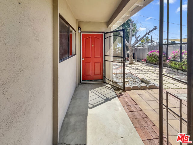 12222 Corley Drive, Whittier CA: https://media.crmls.org/mediaz/f2076ba4-f9d5-42bc-88bb-a384dab0b54f.jpg