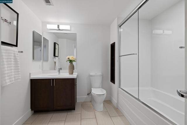 1000 Dewing Ave, Lafayette CA: https://media.crmls.org/mediaz/f207b295-3a84-49b2-bd9c-5666cb54f837.jpg