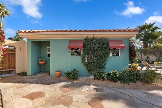 85 Clavel Court, Palm Desert CA: https://media.crmls.org/mediaz/f2082ea3-1d69-4c50-ba2b-d5a41f1fbcf8.jpg