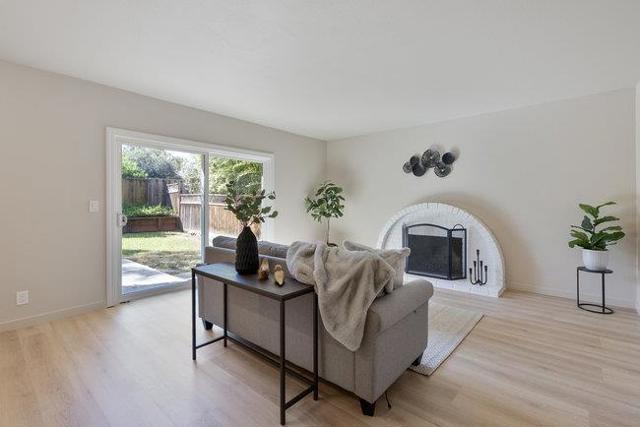 1272 Glacier Drive, Milpitas CA: https://media.crmls.org/mediaz/f20912f9-0197-4eaa-8b9a-cec6d645b173.jpg