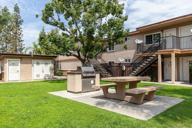 605 S MOLLISON, El Cajon CA: https://media.crmls.org/mediaz/f20a1b8e-f977-49e0-a7c0-394f9a45aa0f.jpg