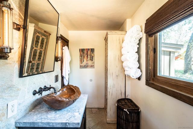 MLS #250037744SD image #16