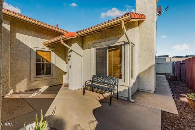 Detail Gallery Image 3 of 31 For 4834 Elderberry Ave, Moorpark,  CA 93021 - 2 Beds | 2 Baths