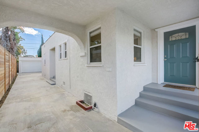 Image 3 for 618 W 112Th St, Los Angeles, CA 90044