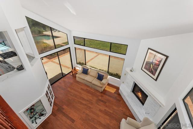 3453 Via Loma Vista, Escondido CA: https://media.crmls.org/mediaz/f20d91ec-f72f-4308-937c-66a2f7dea130.jpg