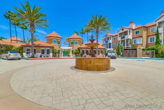 2020 Camino De La Reina, San Diego CA: https://media.crmls.org/mediaz/f20e00a2-a281-448a-9f7e-be27afe98284.jpg