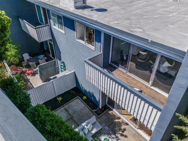 315 Carlos Avenue, Redwood City CA: https://media.crmls.org/mediaz/f20fdd05-0f5c-4d12-bcf3-4e9ed331a5af.jpg