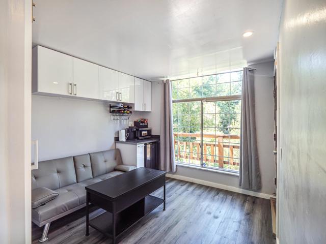 507 Market Street, Santa Cruz CA: https://media.crmls.org/mediaz/f210a184-c371-42d1-b489-9285b1b84c93.jpg