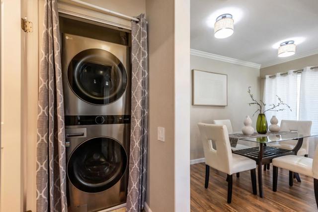 211 Kenbrook Circle, San Jose CA: https://media.crmls.org/mediaz/f2122954-48f0-4114-a4b1-290eac243285.jpg