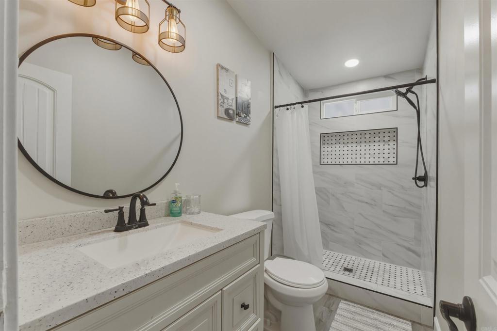 200 Emerald Drive - photo 16
