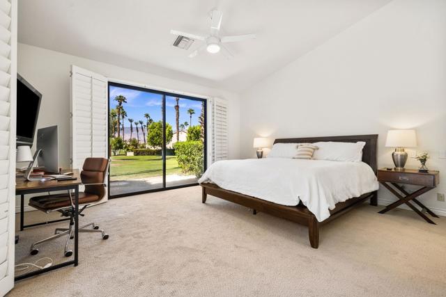 10605 Wimbledon Drive, Rancho Mirage CA: https://media.crmls.org/mediaz/f2127c3b-f178-41b1-8584-1f24c755f2f1.jpg