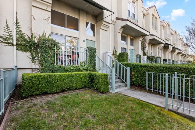 150 Holly Court, Mountain View CA: https://media.crmls.org/mediaz/f212feac-c42e-46b8-94b7-ff0b280236a5.jpg