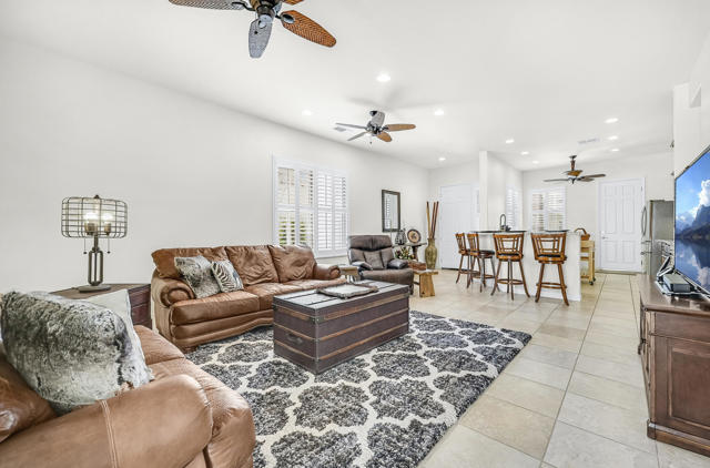 40752 Calle Guapo, Indio CA: https://media.crmls.org/mediaz/f213aad6-b964-4776-be93-997867db22f6.jpg