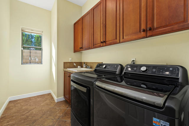 77869 Desert Drive, La Quinta CA: https://media.crmls.org/mediaz/f213be45-69a2-488c-8d8a-103379aa322d.jpg