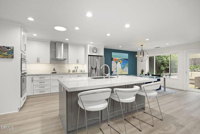311 w W Summer Street, Ojai CA: https://media.crmls.org/mediaz/f2144743-4121-481c-a678-c447b6520a51.jpg