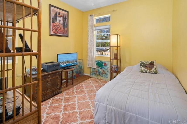 Detail Gallery Image 10 of 20 For 324 Park Way #3,  Chula Vista,  CA 91910 - 3 Beds | 2/1 Baths
